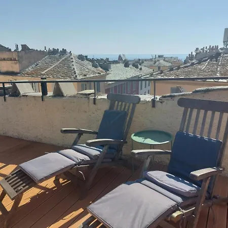 T2 Vue Et Ile D'elbe * Bastia (Corsica)